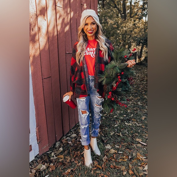 Cardigan - Picture 3 of 12